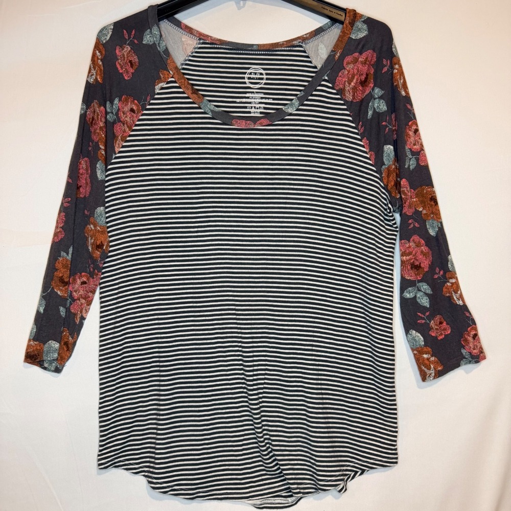 24/7 Comfort Apparel Womens Striped Floral Raglan 3/4 Sleeve Top Large